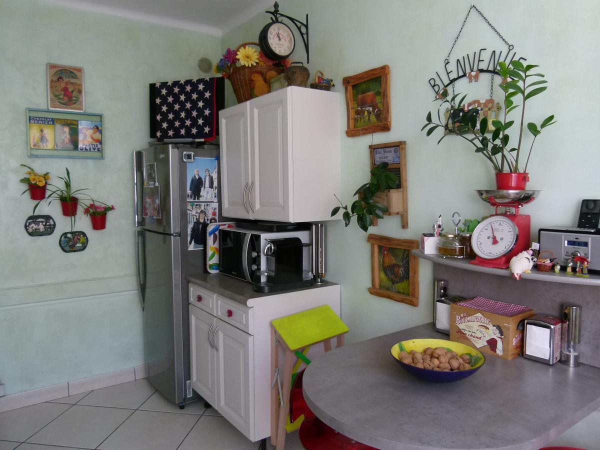 St Pothin Village Avec Garage Лион Екстериор снимка